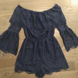 BB Dakota Kennedy Navy Lace Romper jumpsuit long sleeve Sz S